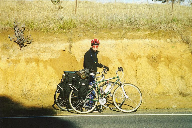nsw-sandybank.jpg 119.4K