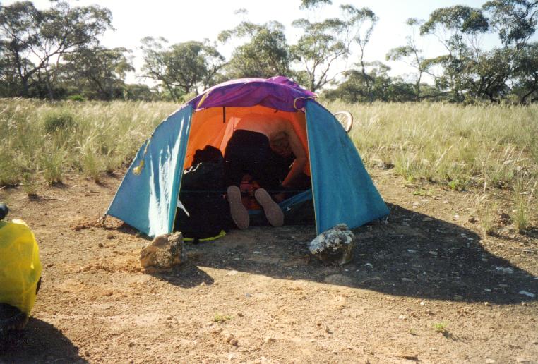 rocktent.jpg 86.2K
